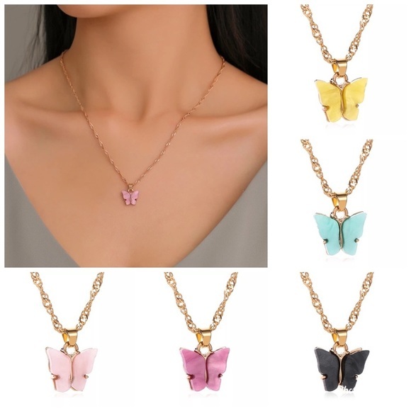 Unbranded Jewelry - 3/$30 💛 Acrylic Butterfly Pendant Necklace